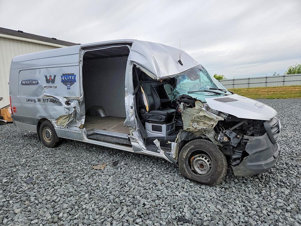 58408686 :رقم المزاد ، W1Y4EDHY4MT067804 vin ، 2021 Mercedes-benz Sprinter مزاد بيع