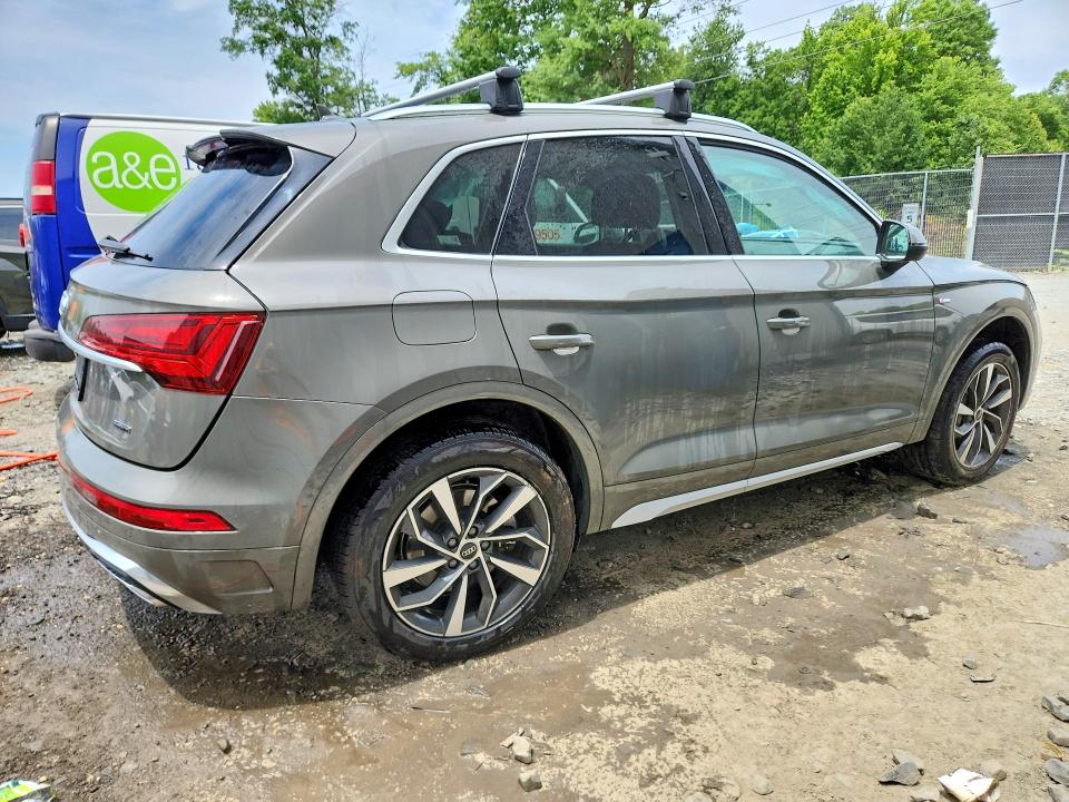 56580146 :رقم المزاد ، WA1EAAFY9R2132403 vin ، 2024 Audi Q5 مزاد بيع
