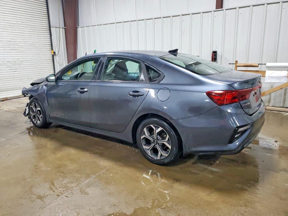 2020 Kia Forte მანქანა იყიდება აუქციონზე, vin: 3KPF24AD2LE162799, აუქციონის ნომერი: 57860926