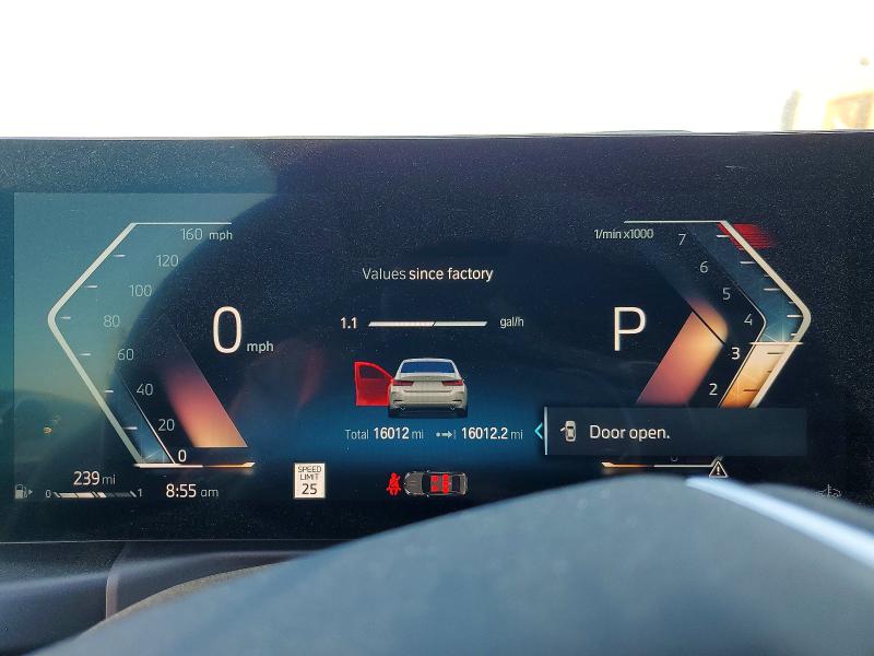 57077586 :رقم المزاد ، 3MW69FF03P8D23739 vin ، 2023 Bmw 330i مزاد بيع