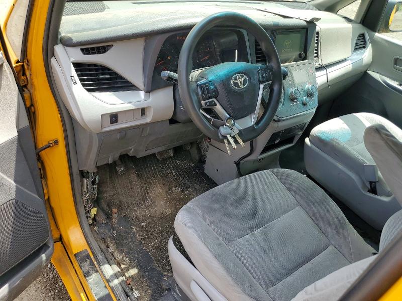 Продажа на аукционе авто 2017 Toyota Sienna, vin: 5TDZZ3DC2HS845895, номер лота: 57139366
