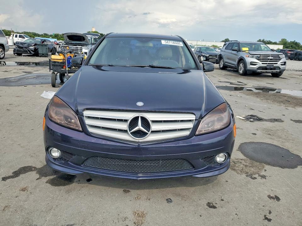 58718666 :رقم المزاد ، WDDGF54X69F234869 vin ، 2009 Mercedes-benz C مزاد بيع