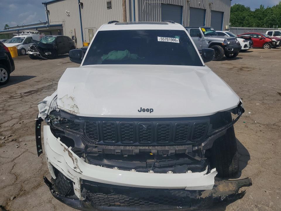 55701906 :رقم المزاد ، 1C4RJKBG8N8599832 vin ، 2022 Jeep Grand Cherokee مزاد بيع