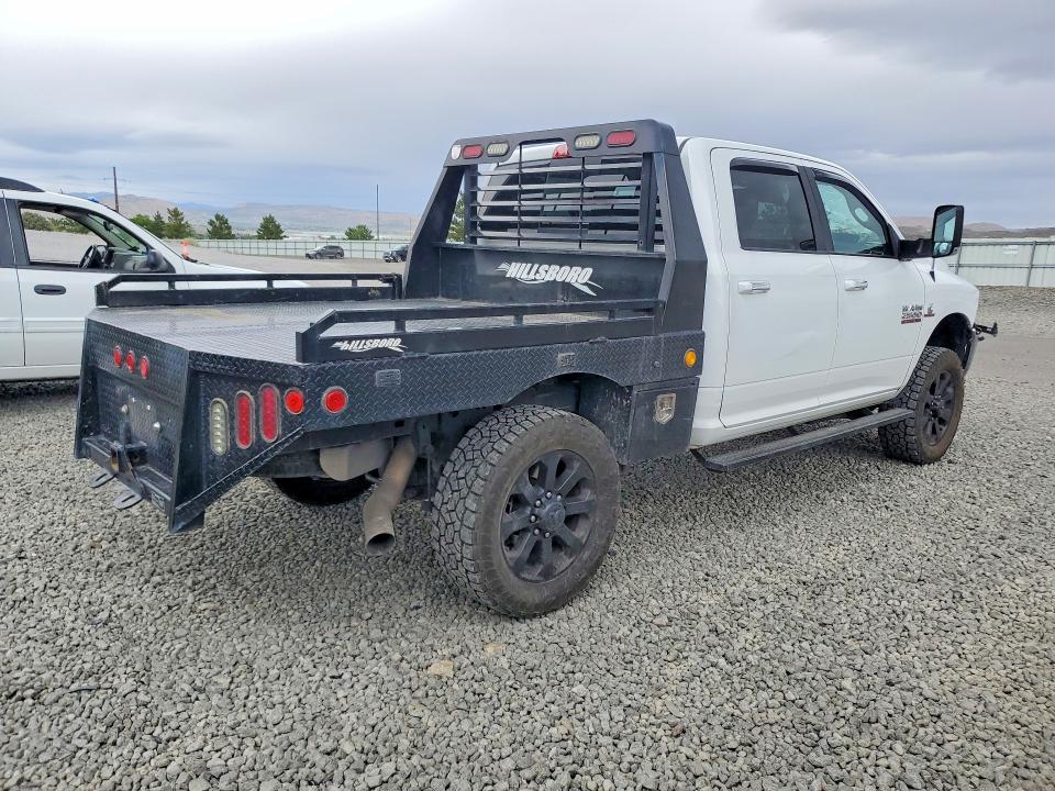 56603226 :رقم المزاد ، 3C6UR5DL1FG638553 vin ، 2015 Ram 2500 مزاد بيع
