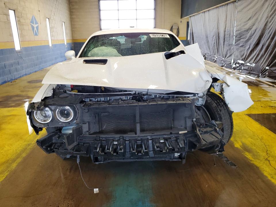 Продажа на аукционе авто 2023 Dodge Challenger, vin: 2C3CDZAG9PH562992, номер лота: 57039776