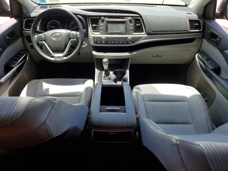 55678096 :رقم المزاد ، 5TDBKRFH9FS170318 vin ، 2015 Toyota Highlander مزاد بيع