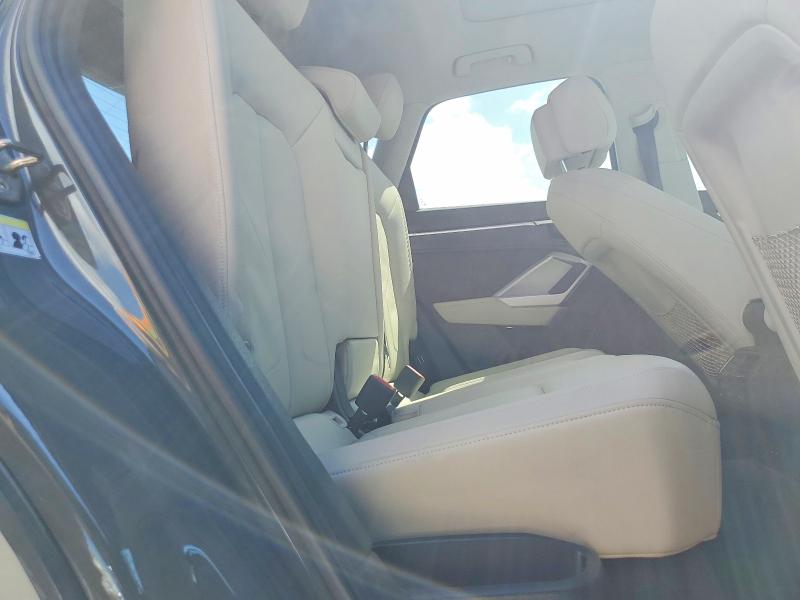 2021 Audi Q3 მანქანა იყიდება აუქციონზე, vin: WA1BUCF36M1085954, აუქციონის ნომერი: 56858906