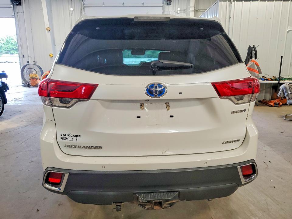 Продажа на аукционе авто 2018 Toyota Highlander Hybrid, vin: 5TDDGRFH7JS042744, номер лота: 55909536
