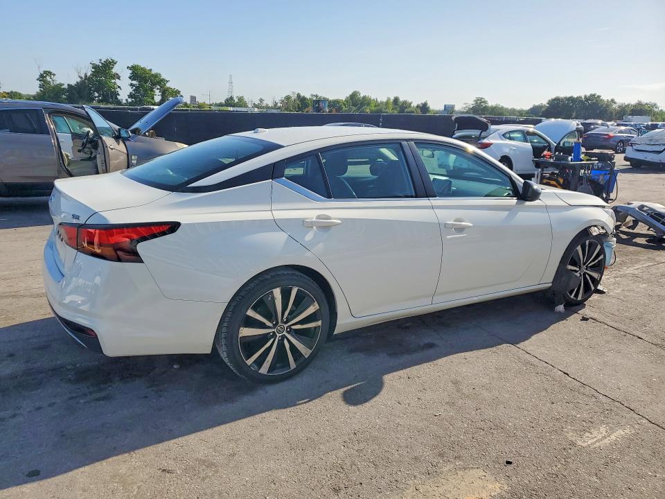 Продажа на аукционе авто 2019 Nissan Altima, vin: 1N4BL4CV2KC131520, номер лота: 58898086