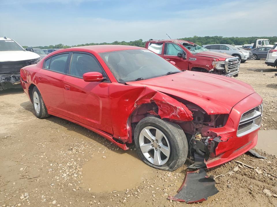 55303066 :رقم المزاد ، 2C3CDXBGXDH624415 vin ، 2013 Dodge Charger مزاد بيع