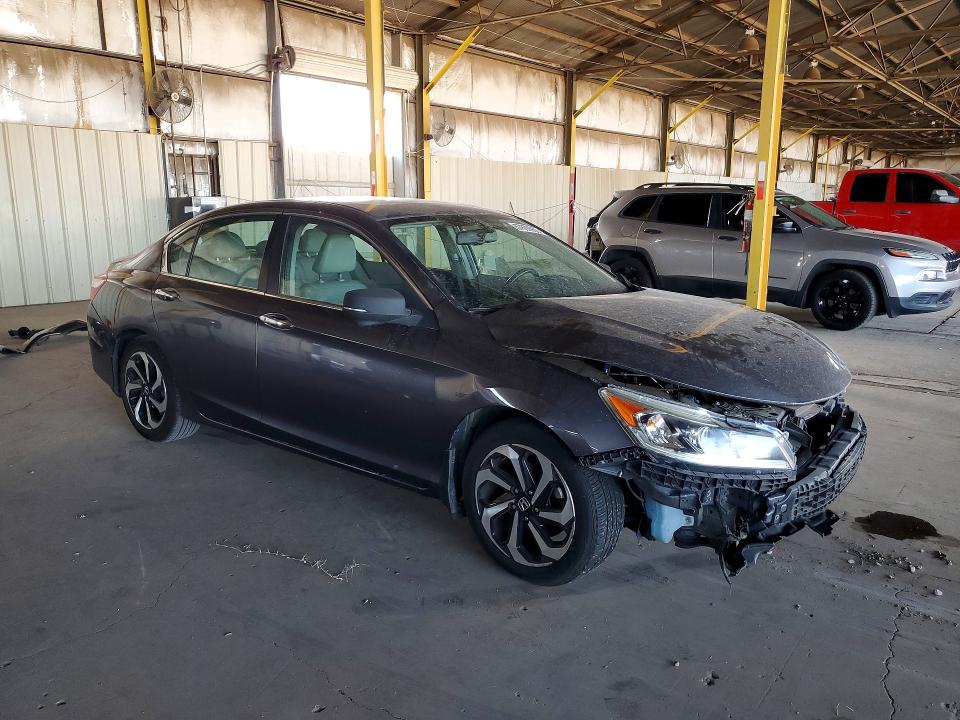 Продажа на аукционе авто 2017 Honda Accord, vin: 1HGCR2F89HA011081, номер лота: 57609906