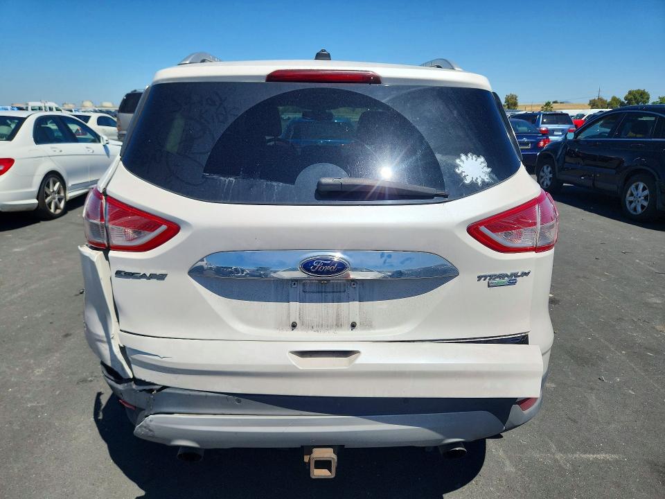 55107606 :رقم المزاد ، 1FMCU0J99EUE38882 vin ، 2014 Ford Escape مزاد بيع