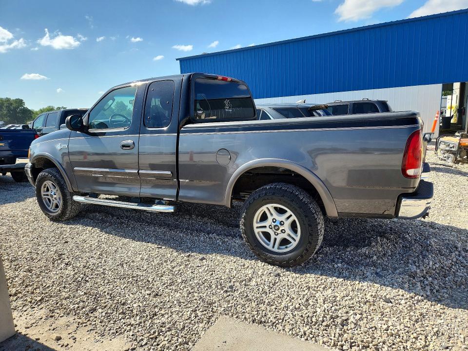 56980746 :رقم المزاد ، 1FTRX18L03NB24753 vin ، 2003 Ford F150 مزاد بيع