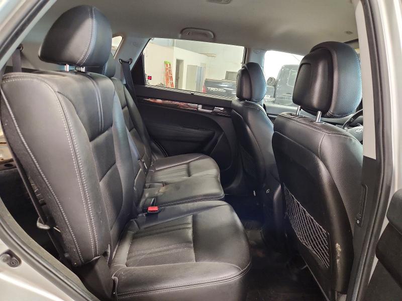 2014 Kia Sorento მანქანა იყიდება აუქციონზე, vin: 5XYKTDA69EG482673, აუქციონის ნომერი: 56235656