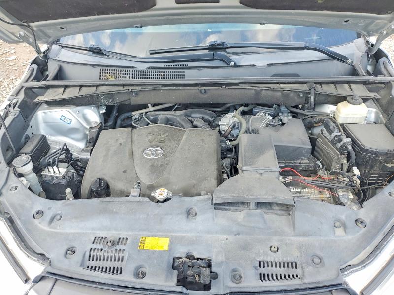 58034736 :رقم المزاد ، 5TDJZRFH0KS928323 vin ، 2019 Toyota Highlander مزاد بيع