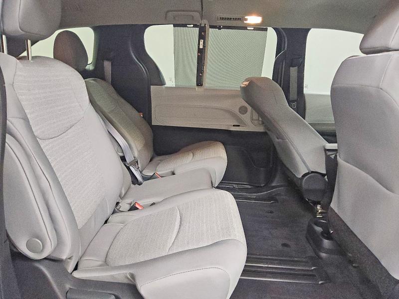 Продаж на аукціоні авто 2025 Toyota Sienna, vin: 5TDKSKFC2SS177665, номер лоту: 57337676