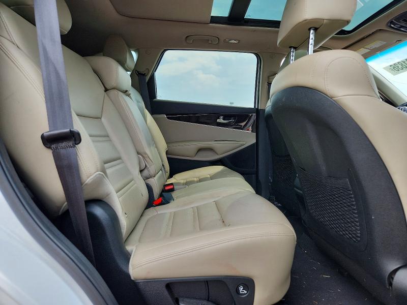 55591836 :رقم المزاد ، 5XYPH4A56LG709961 vin ، 2020 Kia Sorento مزاد بيع