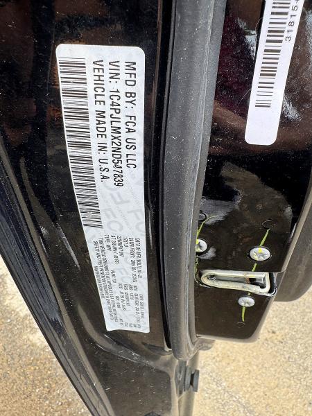 Продажа на аукционе авто 2022 Jeep Cherokee, vin: 1C4PJLMX2ND547839, номер лота: 58822176