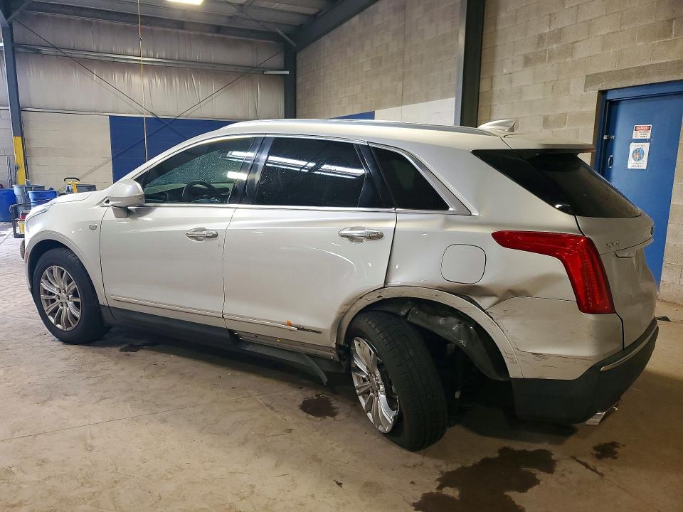 58100856 :رقم المزاد ، 1GYKNARS7HZ319563 vin ، 2017 Cadillac Xt5 مزاد بيع