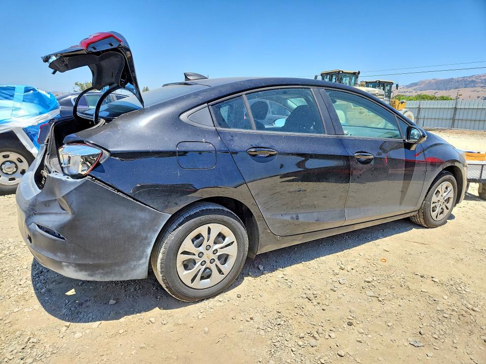Продажа на аукционе авто 2019 Chevrolet Cruze, vin: 1G1BC5SMXK7147118, номер лота: 57377016