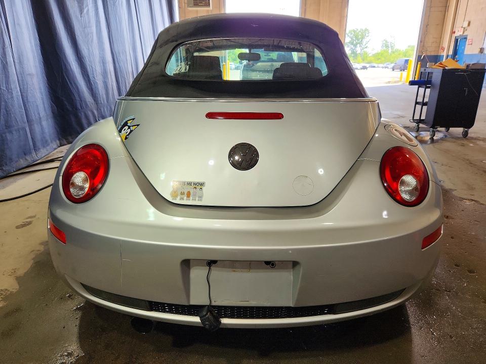 56162476 :رقم المزاد ، 3VWRF31Y77M412299 vin ، 2007 Volkswagen New Beetle مزاد بيع