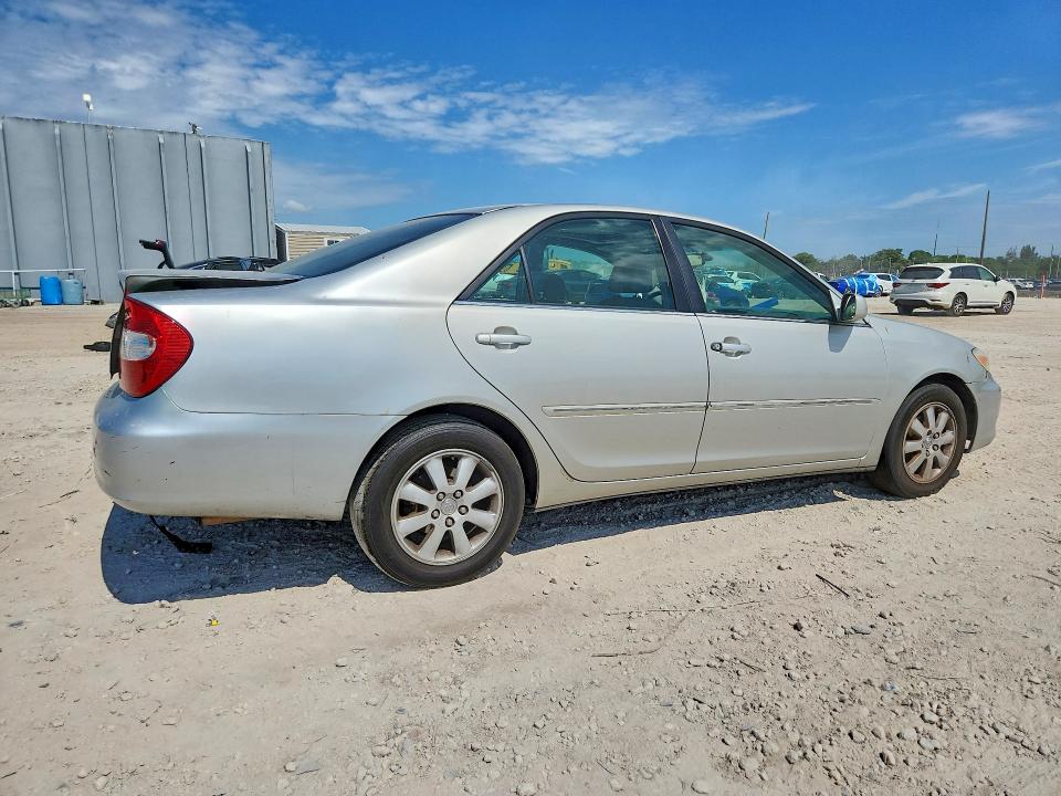 2003 Toyota Camry მანქანა იყიდება აუქციონზე, vin: 4T1BE32K33U780269, აუქციონის ნომერი: 56506706