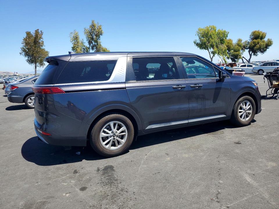 2022 Kia Carnival მანქანა იყიდება აუქციონზე, vin: KNDNB4H31N6156641, აუქციონის ნომერი: 56339016