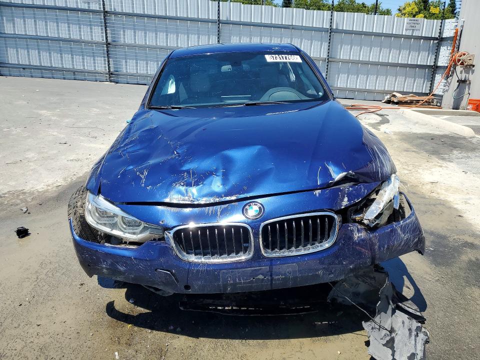 57317766 :رقم المزاد ، WBA8B9G56HNU51531 vin ، 2017 Bmw 330 مزاد بيع