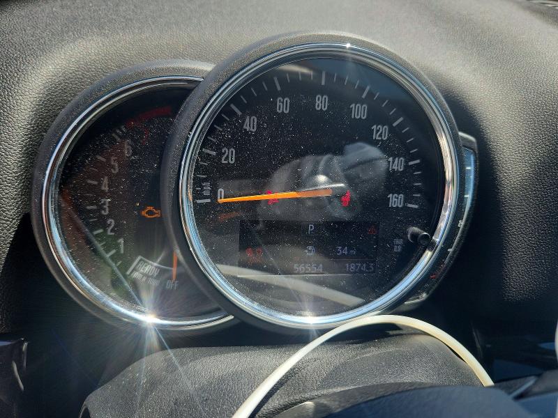 55555576 :رقم المزاد ، WMZYS7C37J3E08686 vin ، 2018 Mini Cooper مزاد بيع