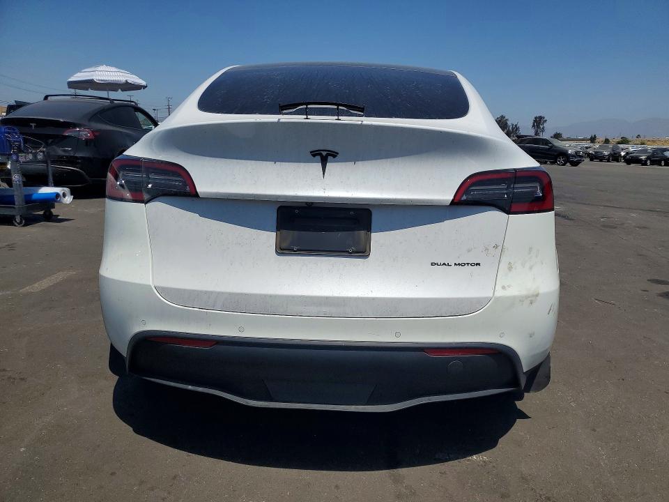55659246 :رقم المزاد ، 5YJYGDEE9MF157124 vin ، 2021 Tesla Model Y مزاد بيع