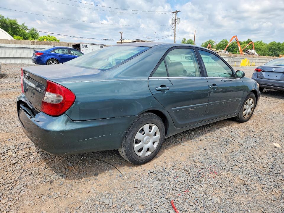2002 Toyota Camry მანქანა იყიდება აუქციონზე, vin: 4T1BE32K52U511088, აუქციონის ნომერი: 57811416