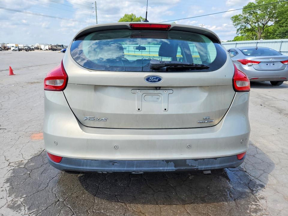 58777686 :رقم المزاد ، 1FADP3K21FL360565 vin ، 2015 Ford Focus مزاد بيع