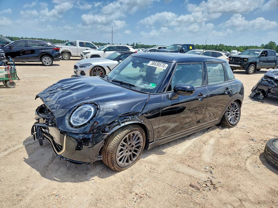Auction sale of the 2026 Mini Cooper, vin: WMW53GD08T2X96938, lot number: 58638576