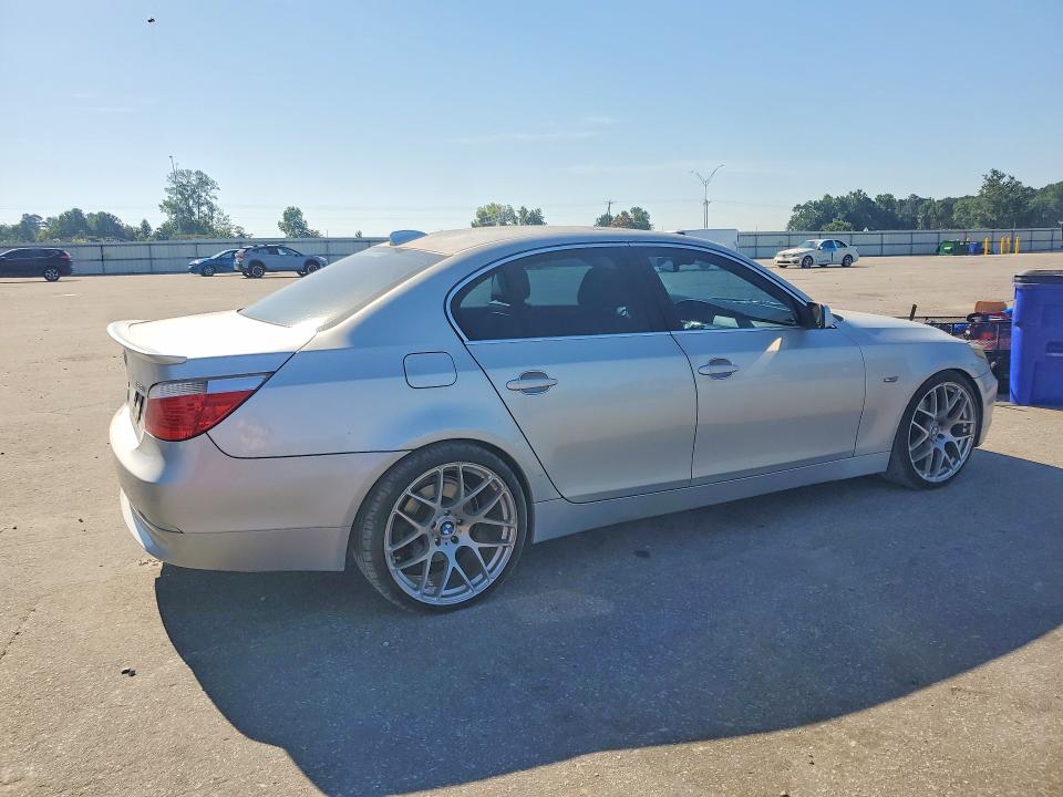 2007 Bmw 525 მანქანა იყიდება აუქციონზე, vin: WBANE535X7CW65201, აუქციონის ნომერი: 54687436
