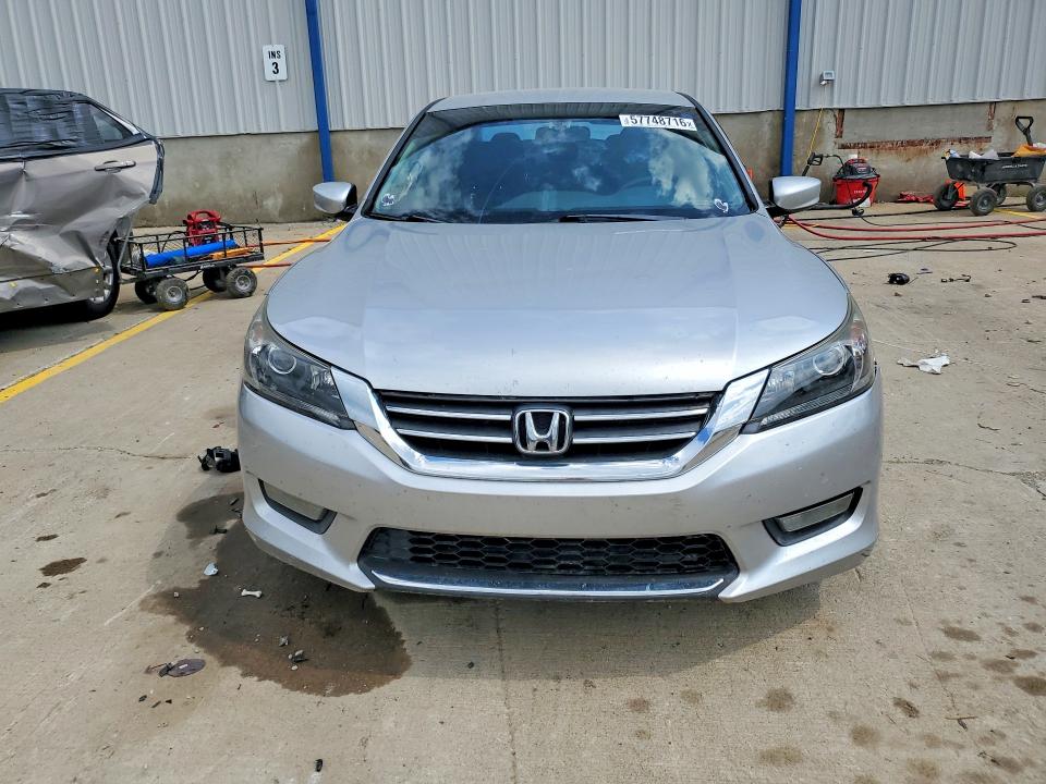 2015 Honda Accord მანქანა იყიდება აუქციონზე, vin: 1HGCR2F59FA057142, აუქციონის ნომერი: 57748716