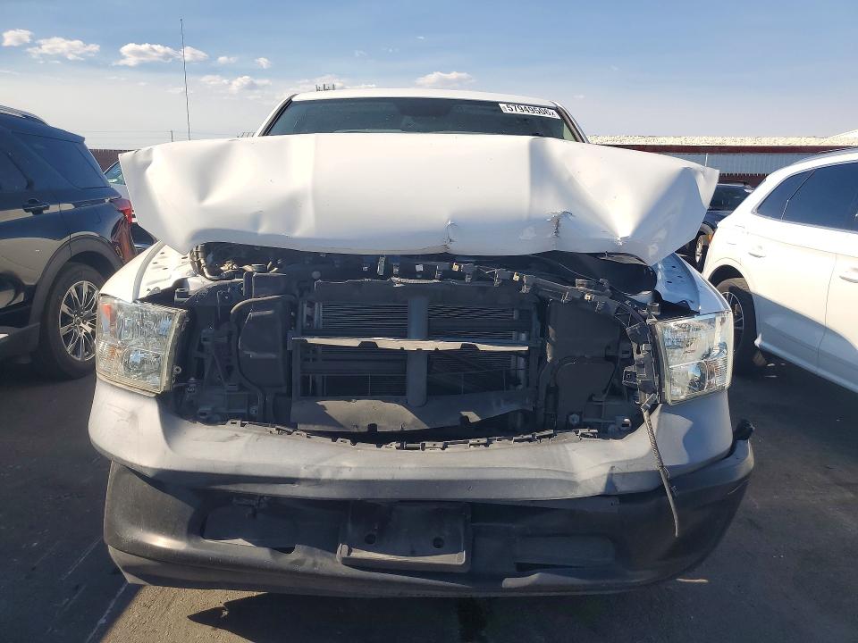 57949506 :رقم المزاد ، 1C6RR6FG2KS678686 vin ، 2019 Ram 1500 Classic مزاد بيع
