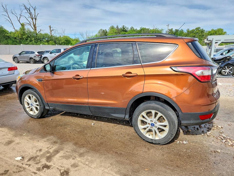 Продажа на аукционе авто 2017 Ford Escape, vin: 1FMCU9G9XHUE13893, номер лота: 55701396