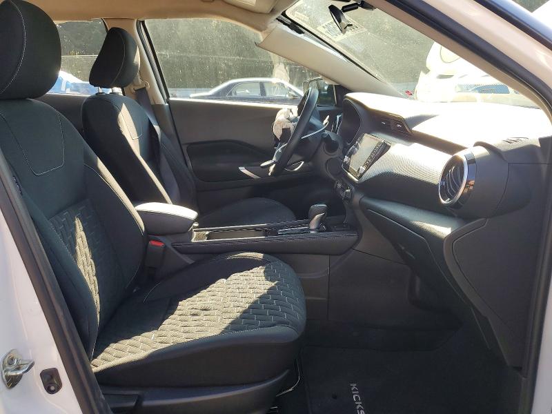 2022 Nissan Kicks მანქანა იყიდება აუქციონზე, vin: 3N1CP5CV6NL493693, აუქციონის ნომერი: 56637506