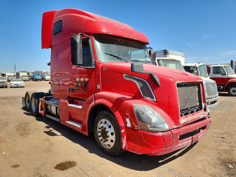 Продаж на аукціоні авто 2017 Volvo Vn, vin: 4V4N99EG1HN980556, номер лоту: 57858546