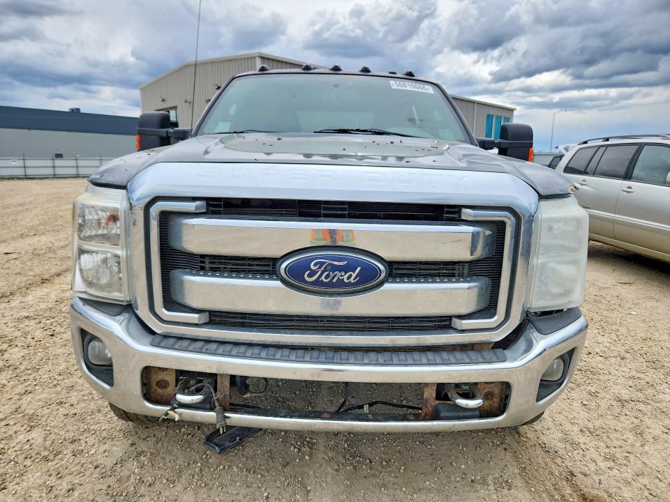 56810066 :رقم المزاد ، 1FT8W3DT1BEB63950 vin ، 2011 Ford F350 مزاد بيع