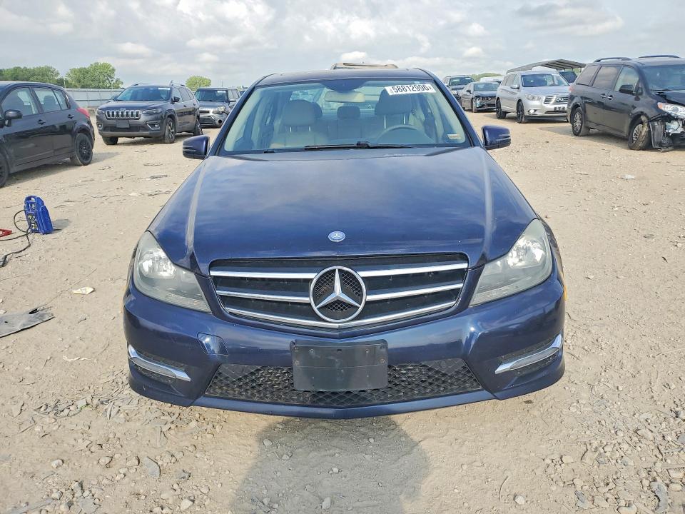 Продаж на аукціоні авто 2014 Mercedes-benz C, vin: WDDGF4HB2EA967517, номер лоту: 58812996