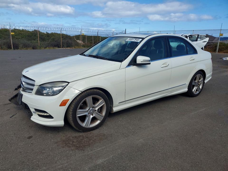 2011 Mercedes-benz C მანქანა იყიდება აუქციონზე, vin: WDDGF5EB1BA510848, აუქციონის ნომერი: 56857946