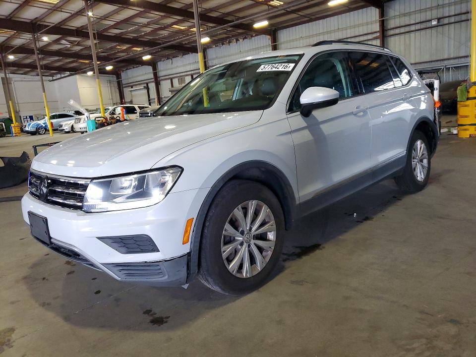 Продажа на аукционе авто 2018 Volkswagen Tiguan, vin: 3VV2B7AX6JM169091, номер лота: 57764216