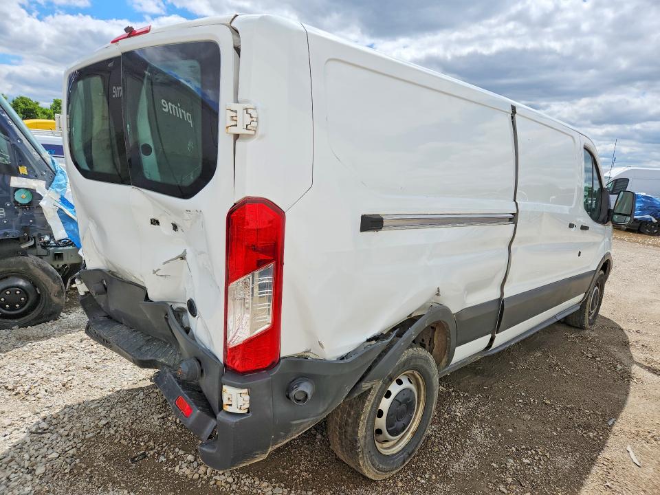2015 Ford Transit მანქანა იყიდება აუქციონზე, vin: 1FTNE2YM4FKA32263, აუქციონის ნომერი: 52687696