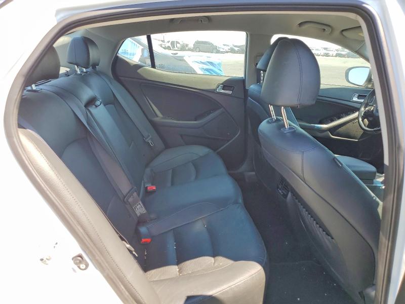 57923076 :رقم المزاد ، KNAGN4ADXF5083082 vin ، 2015 Kia Optima مزاد بيع