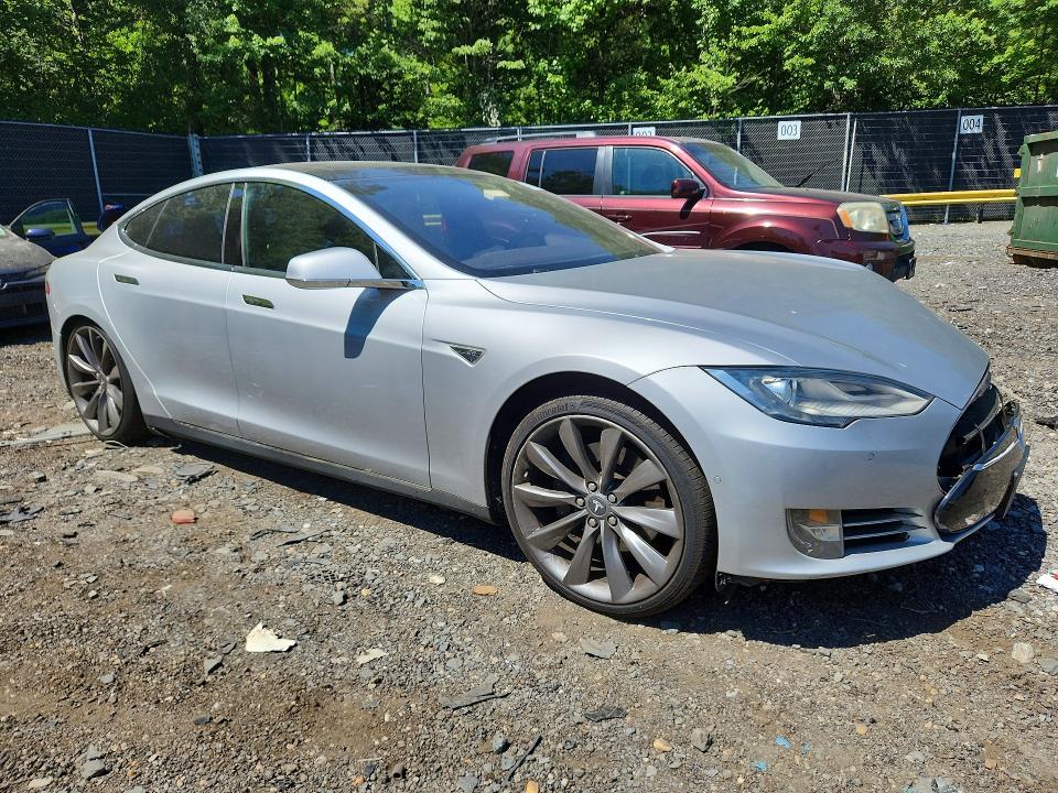 Aukcja sprzedaży 2015 Tesla Model S, vin: 5YJSA1E24FF113451, numer aukcji: 56090946