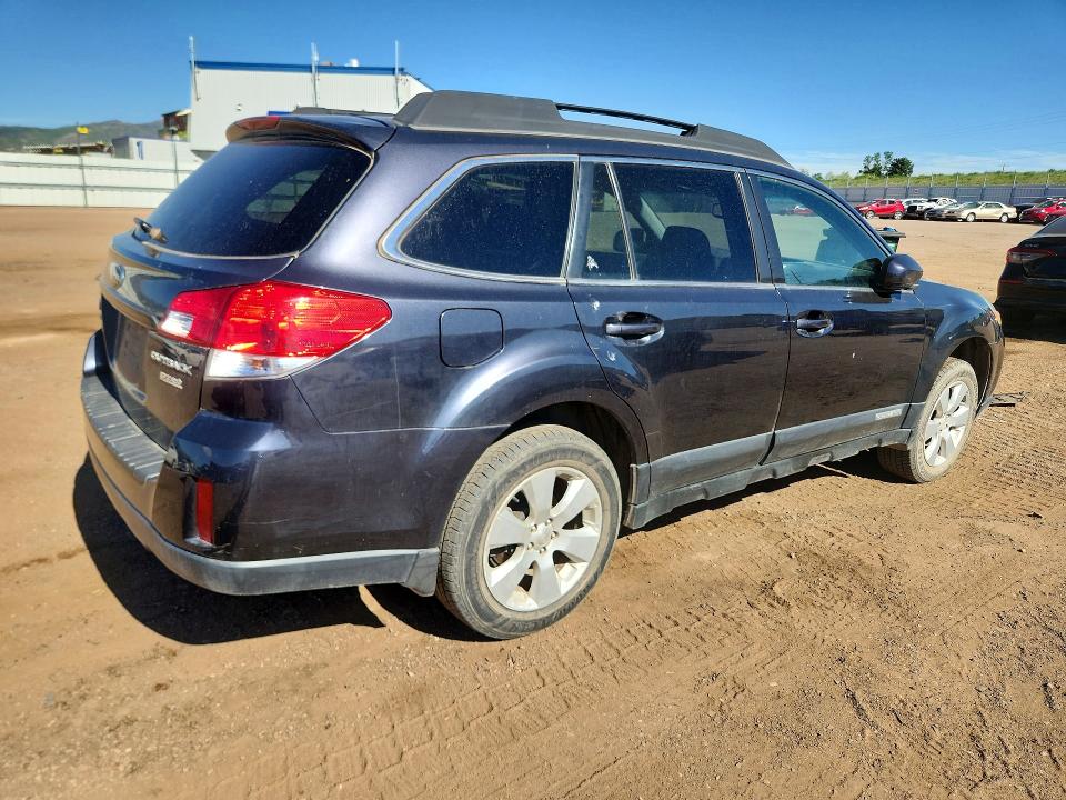 55840526 :رقم المزاد ، 4S4BRBCC3B3442722 vin ، 2011 Subaru Outback مزاد بيع