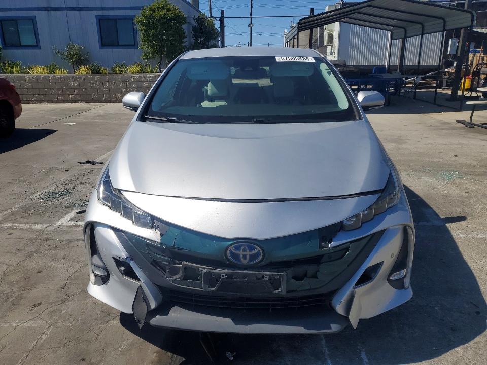 Продажа на аукционе авто 2017 Toyota Prius Prime, vin: JTDKARFP1H3005426, номер лота: 57505836