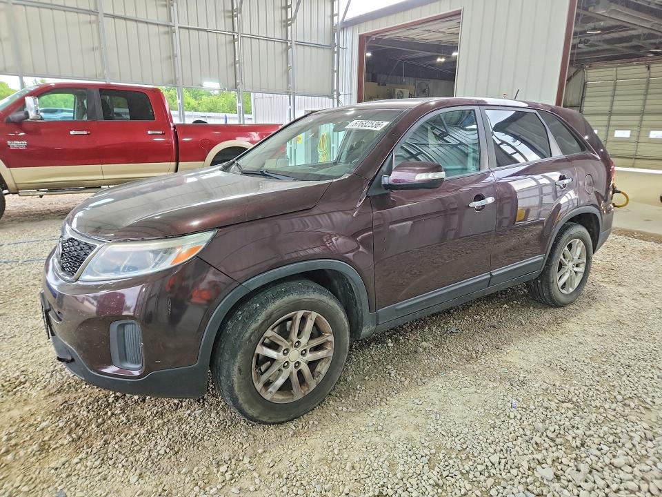 2015 Kia Sorento მანქანა იყიდება აუქციონზე, vin: 5XYKT3A63FG655549, აუქციონის ნომერი: 57682536
