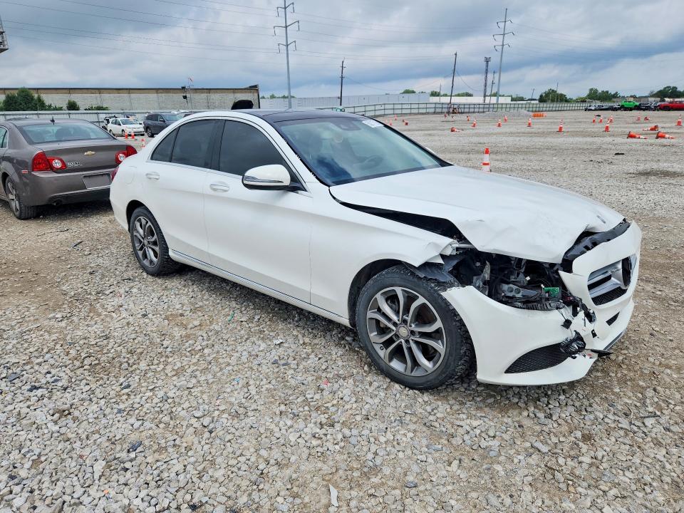 2016 Mercedes-benz C მანქანა იყიდება აუქციონზე, vin: 55SWF4KB2GU115935, აუქციონის ნომერი: 58217726